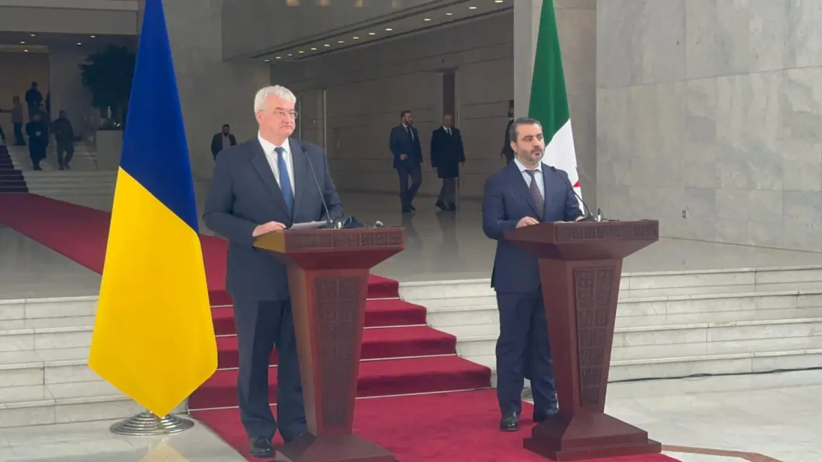 El ministro de relaciones Exteriores ucraniano, Andrii Sybiha y su hom&oacute;logo sirio Asaad Hasan al Sheybani. @andrii_sybiha