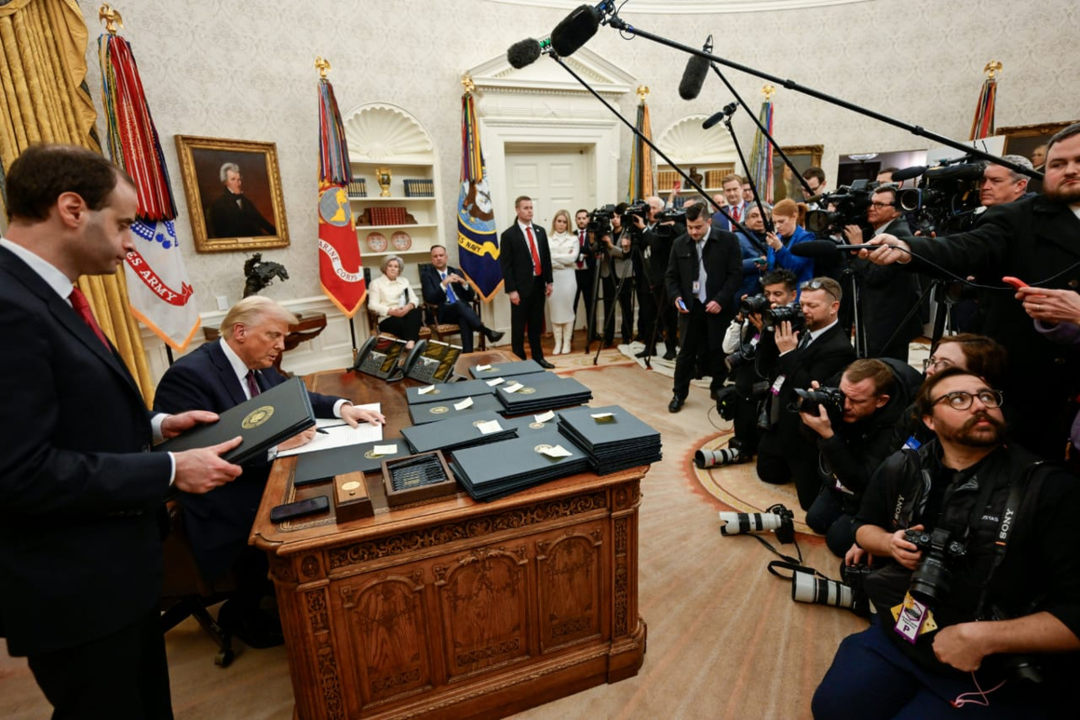 Donald Trump, presidente de EE UU, en el Despacho Oval de la Casa Blanca. / @POTUS
