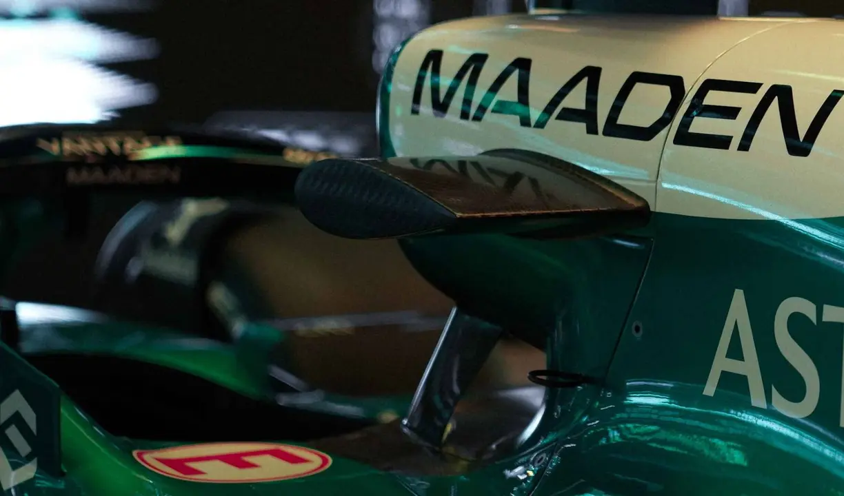 El coche de la escuder&iacute;a Aston Martin. /  @astonmartinf1