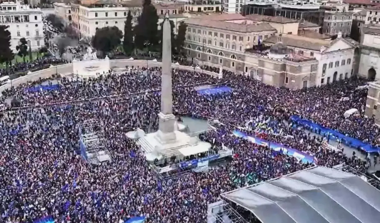 Manifestaci&oacute;n europea en la plaza del Popolo de Roma. / X