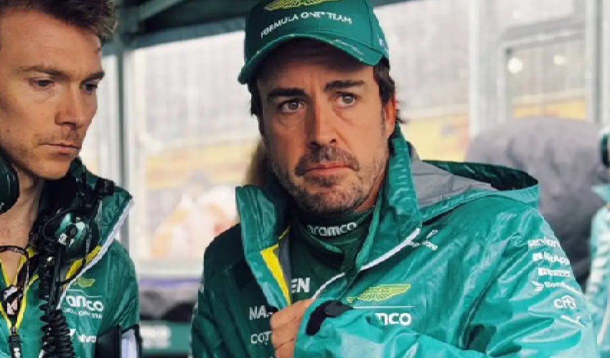 Fernando Alonso, piloto de F1. /   @astonmartinf1