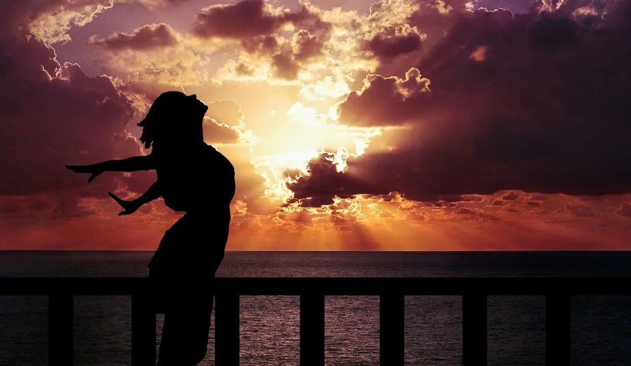 Una mujer feliz. / Pixabay.