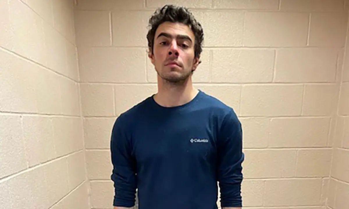 Luigi Mangione, presunto asesino de Brian Thompson. / Polic&iacute;a de Pensilvania