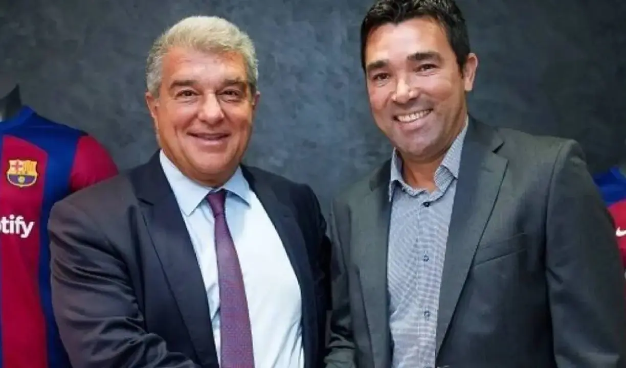 Joan Laporta, presidente del FC Barcelona, junto a Deco. / @FCBarcelona