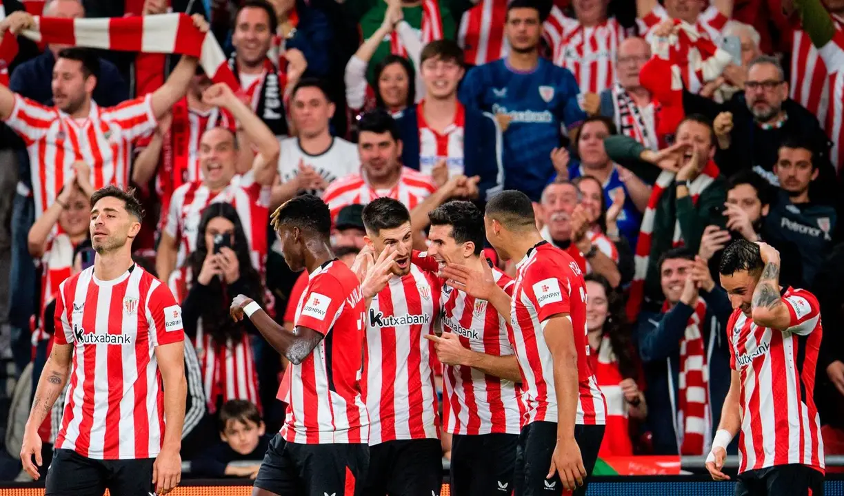 Los futbolistas del Athletic celebrando su triunfo sobre el Rangers. / www.athletic-club.eus