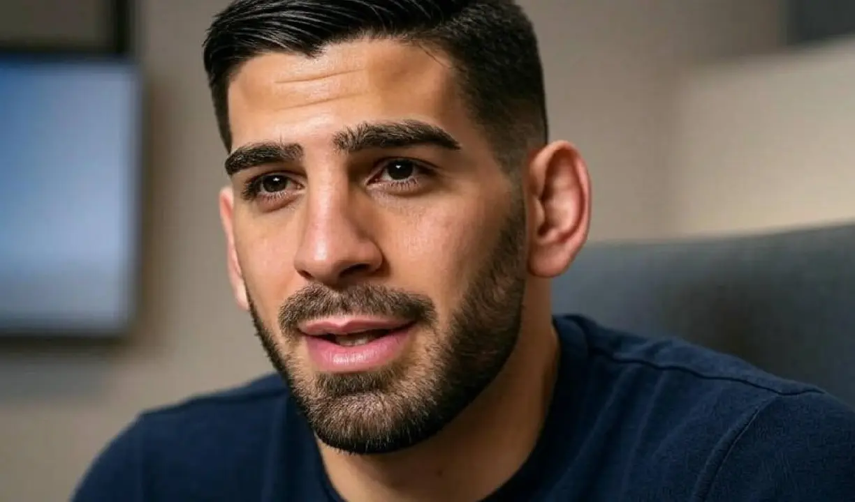 Ilia Topuria, luchador de la UFC. /  Grok