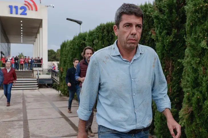 El president de la Generalitat Valenciana, Carlos Maz&oacute;n, en los d&iacute;as posteriores a la dana. / elEconomista.es