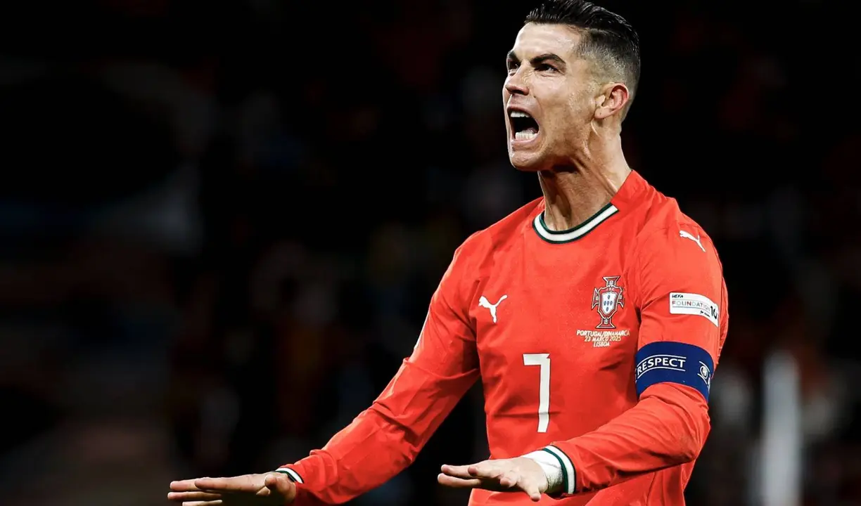 Cristiano Ronaldo, capit&aacute;n de Portugal. /  @selecaoportugal