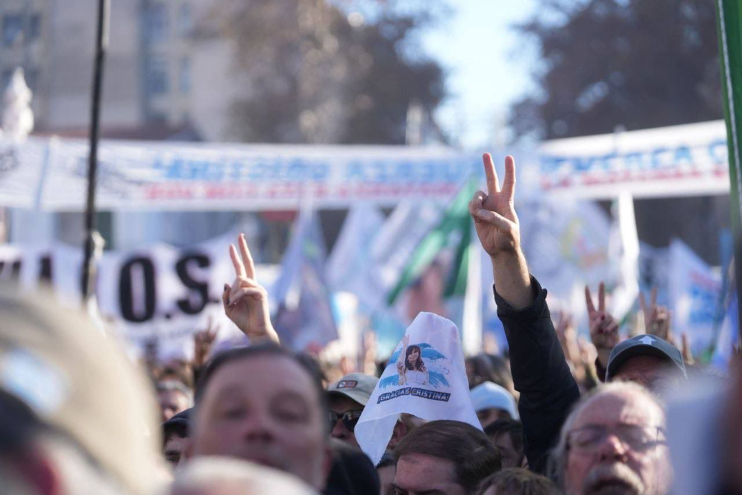 Manifestaci&oacute;n peronista por Cristina Fern&aacute;ndez de Kirchner. / @p_justicialista