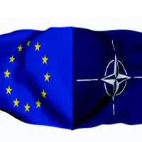 Banderas de la UE y de la OTAN