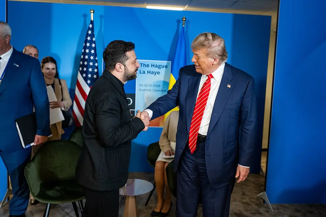 El presidente de EE UU Donald Trump y el l&iacute;der ucraniano Volod&iacute;mir Zelenski. / White House