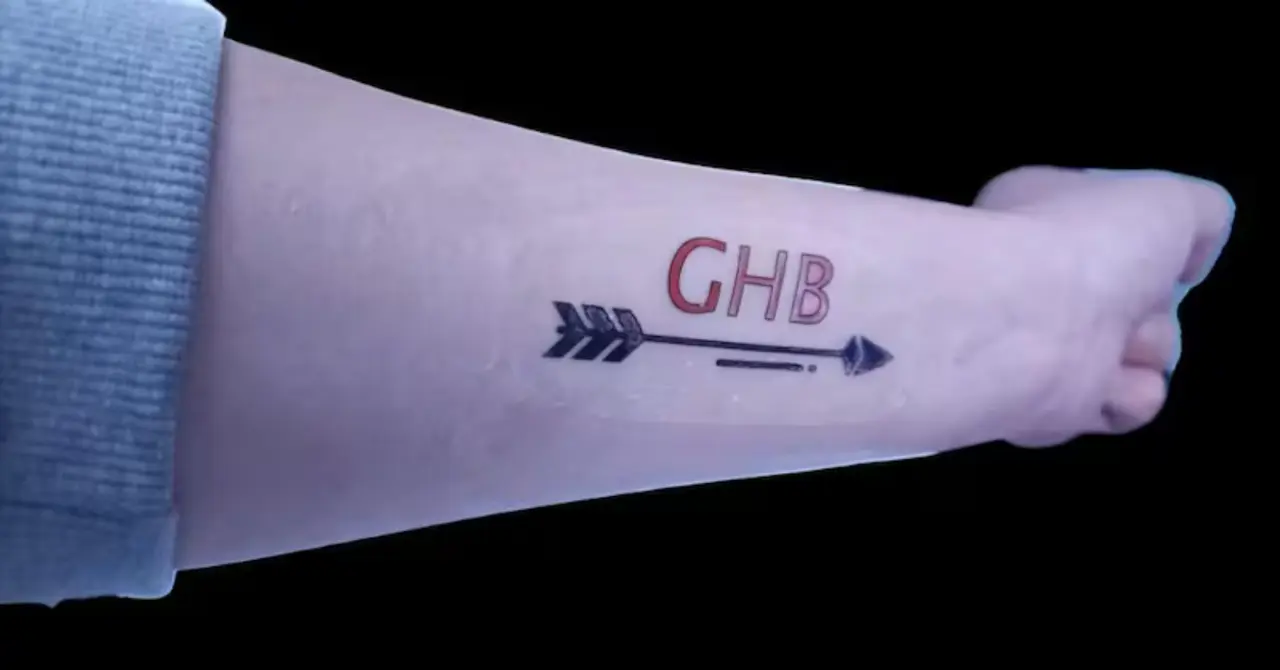Imagen del tatuaje que detecta drogas en bebidas. / ACS Sensors.