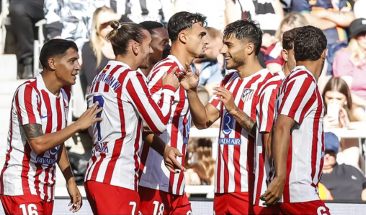 Los jugadores del Atleti celebrando uno de los goles ante el Newcastle.  / www.atleticodemadrid.com