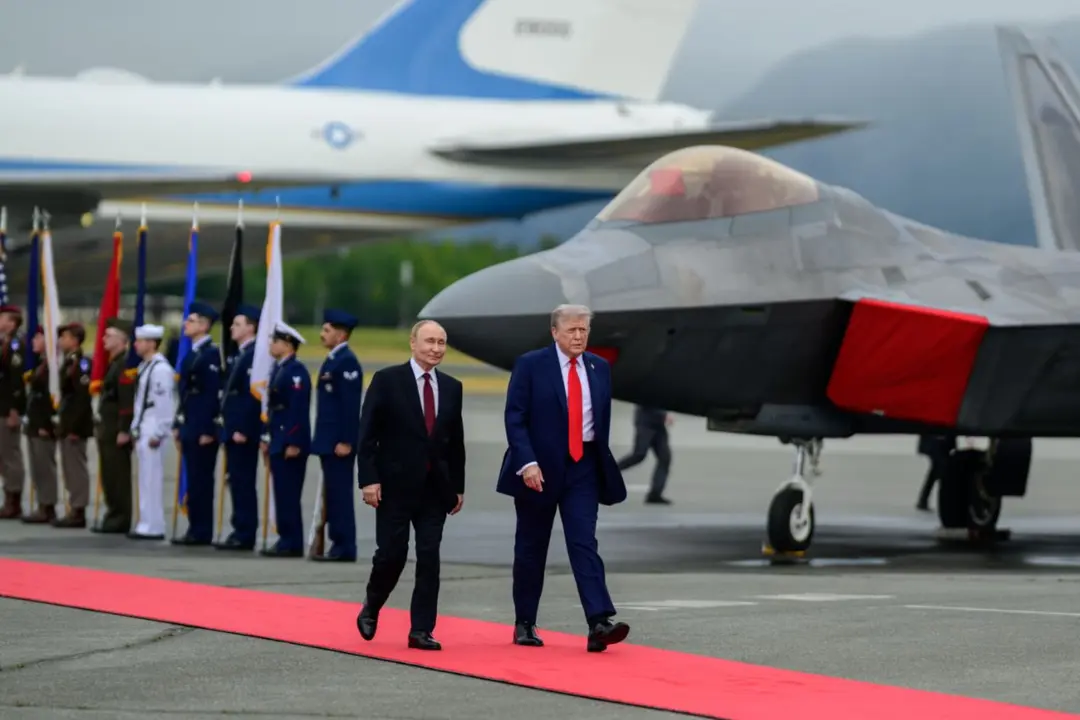 Vladimir Putin, presidente de Rusia y Donald Trump, presidente de EE UU en Alaska. / Casa Blanca