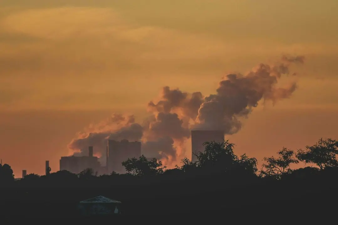 Contaminaci&oacute;n ambiental. / RR. SS.