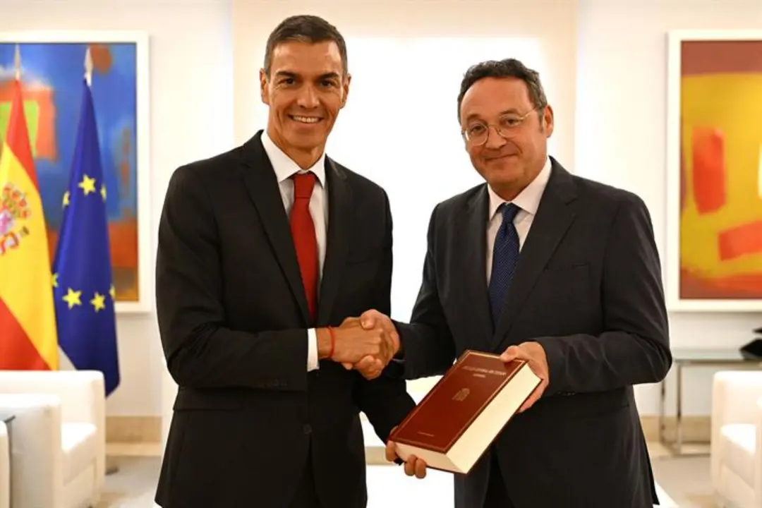 Pedro S&aacute;nchez y &Aacute;lvaro Garc&iacute;a Ortiz, fiscal general del Estado. / La Moncloa