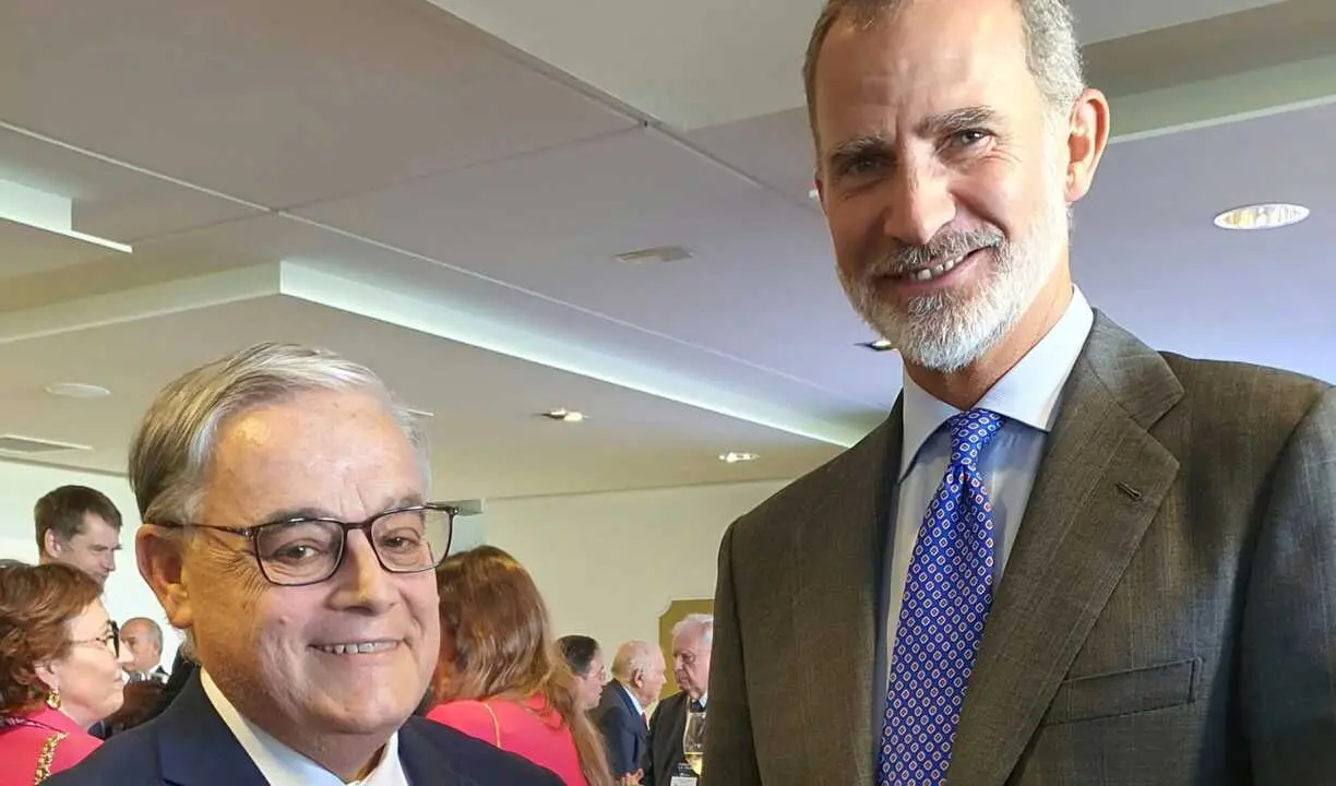 Alberto Barciela y el Rey Felipe VI. / Autor.