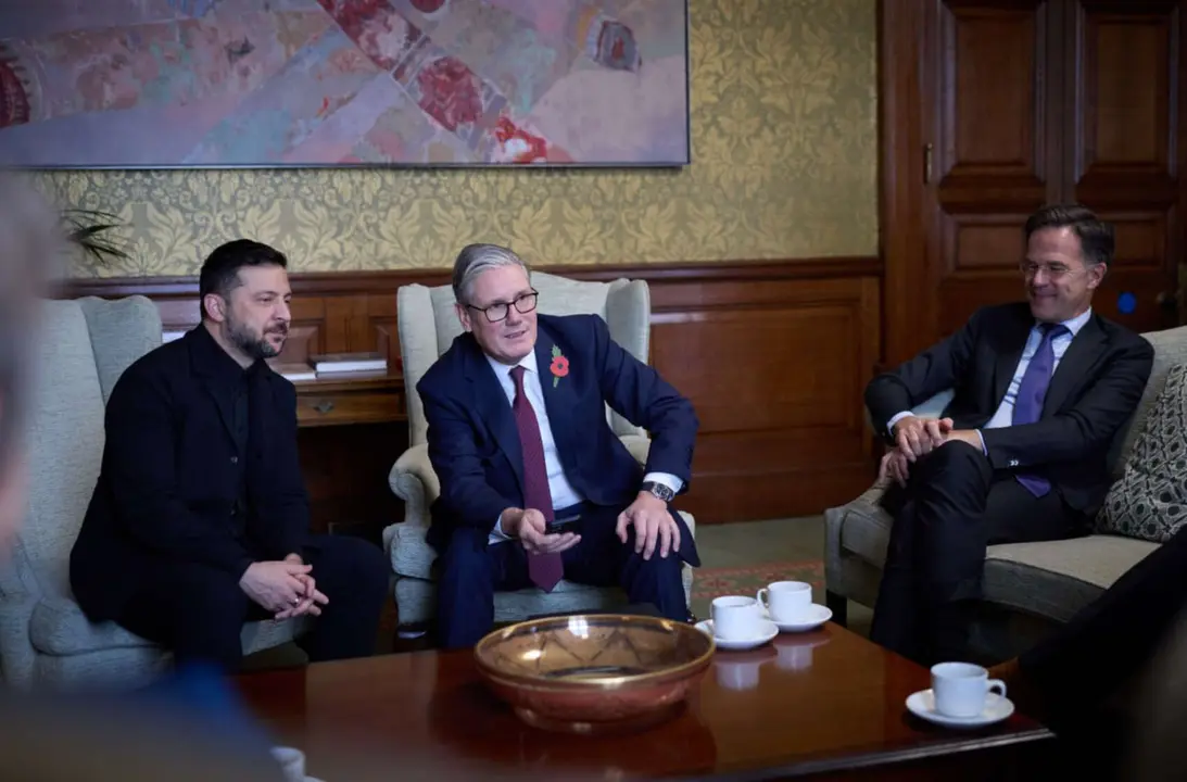Volod&iacute;mir Zelenski, presidente de Ucrania; Keir Starmer, primer ministro del Reino Unido y Mark Rutte, secretario general de la OTAN. / @ZelenskyyUa