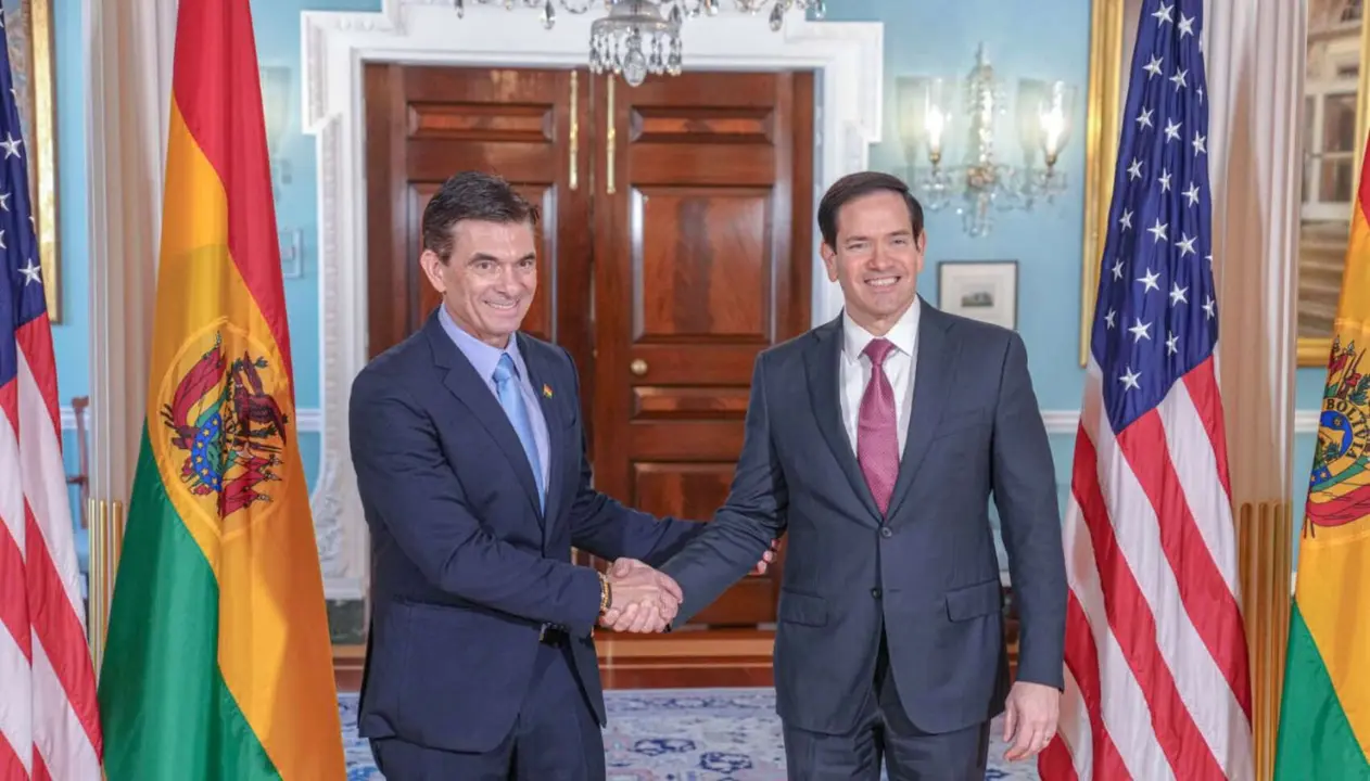 Rodrigo Paz, presidente electo de Bolivia y Marco Rubio, secretario de Estado de EE UU. / @StateDeputySpox