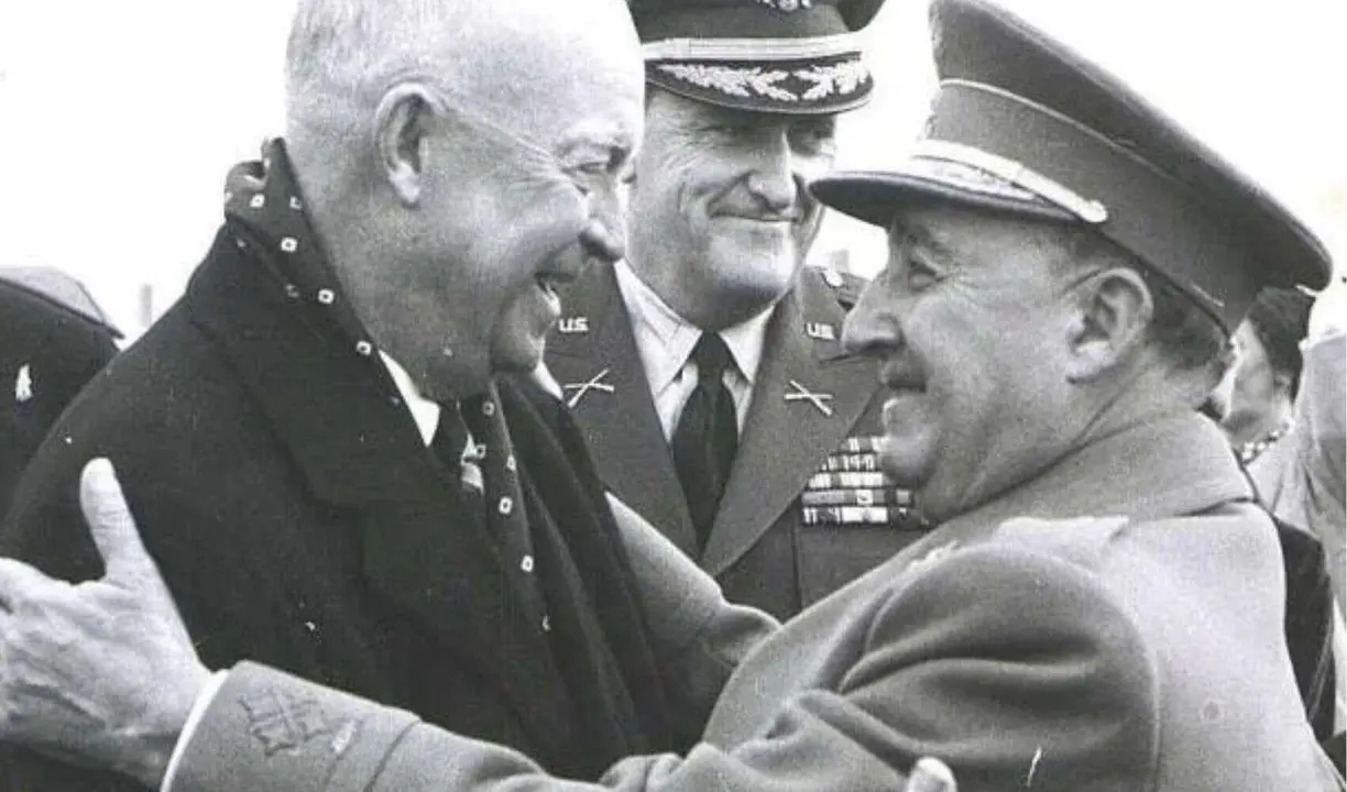Dwight D. Eisenhower y Francisco Franco. / RR SS.