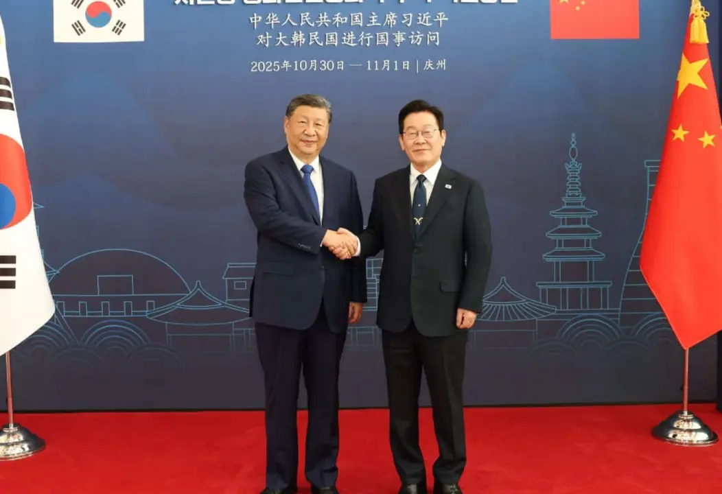 Xi Jinping, mandatario de China y Lee Jae-myung, presidente de Corea del Sur. / Ministerio de Relaciones Exteriores de China