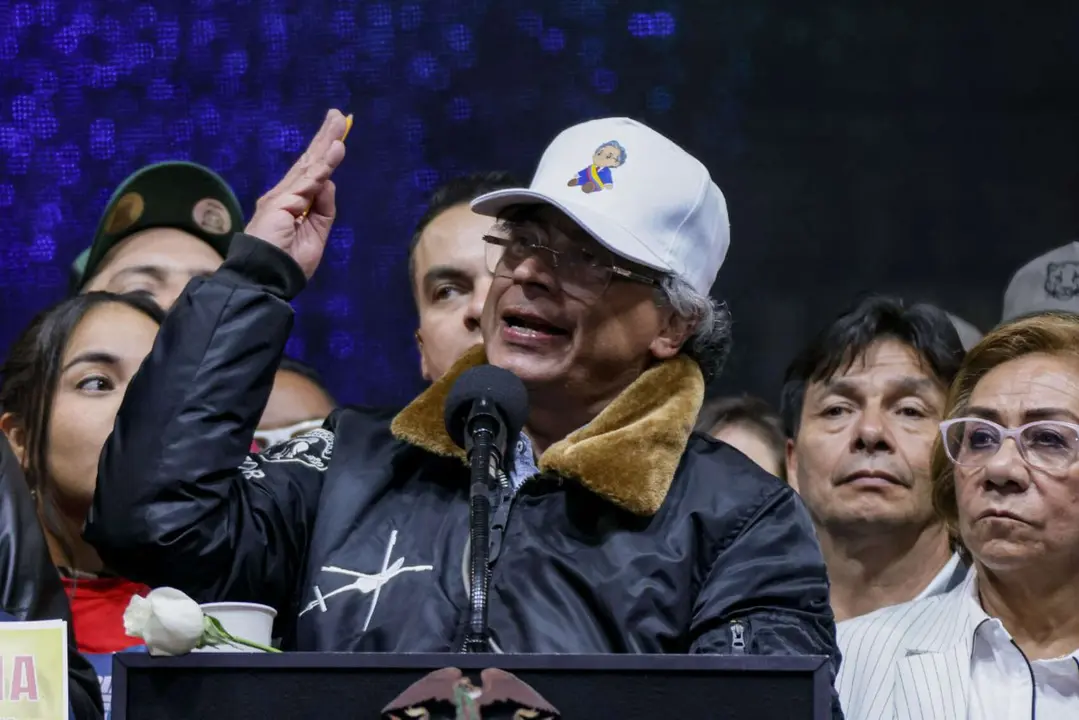 Gustavo Petro, presidente de Colombia en un mitin en Bogot&aacute;. / @infopresidencia