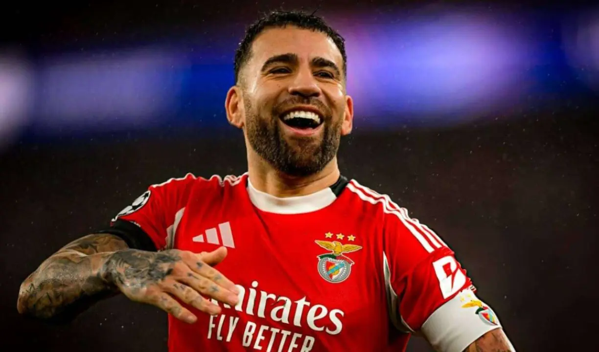 Nicol&aacute;s Otamendi. /  Instagram: nicolasotamendi30