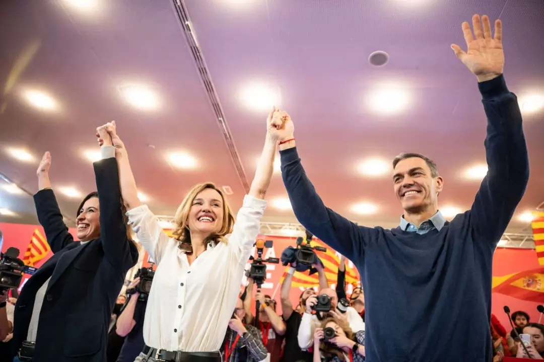 Pilar Alegr&iacute;a, candidata del PSOE en Arag&oacute;n y Pedro S&aacute;nchez, presidente del Gobierno. / @aragonpsoe