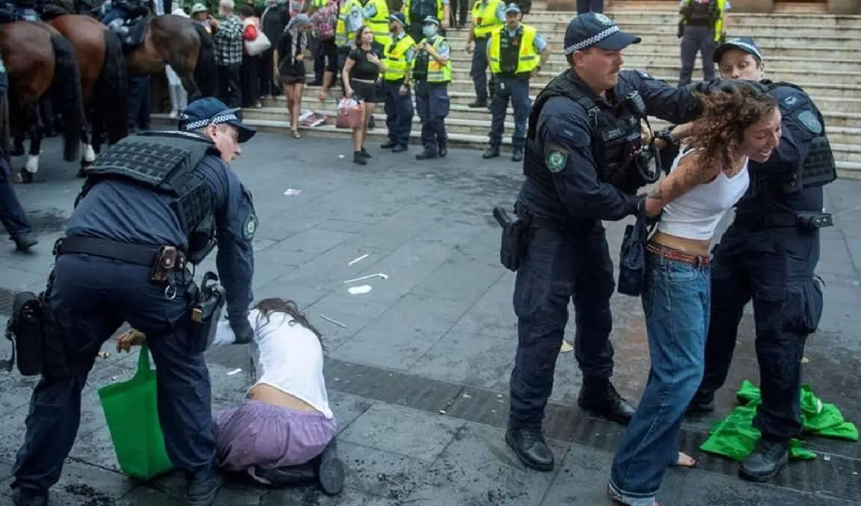 Protestas registradas en S&iacute;dney y Melbourne. / @Reuters en X