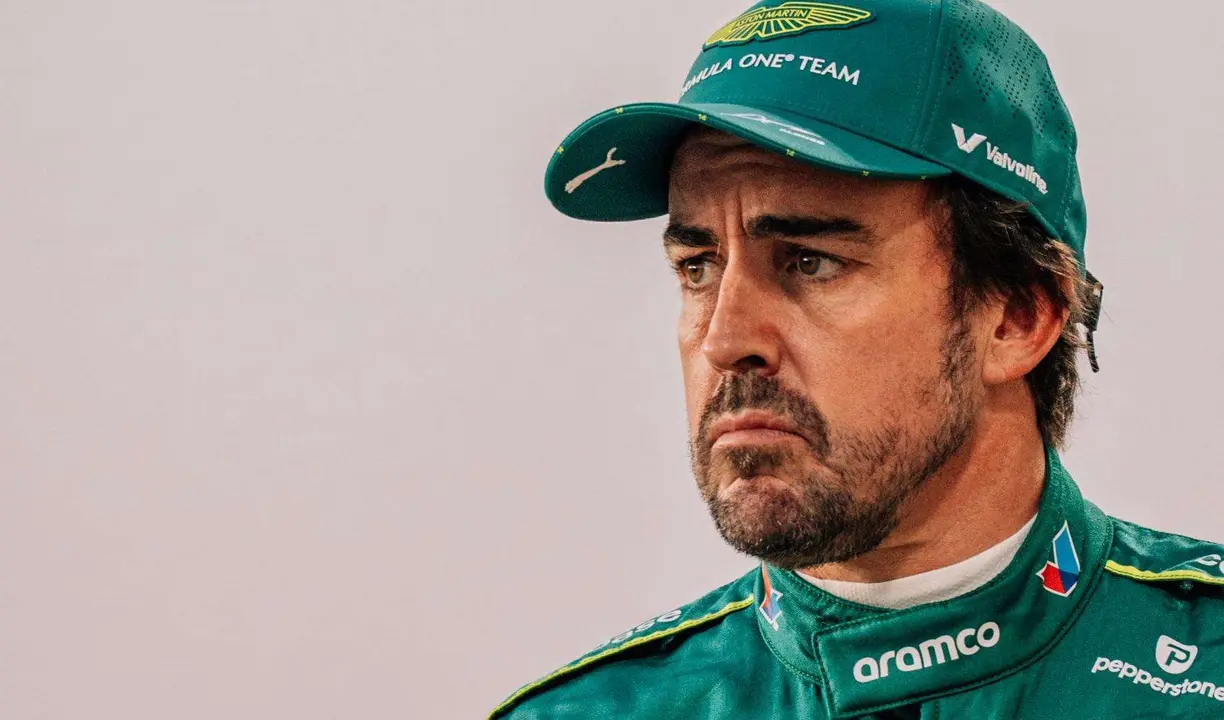 Fernando Alonso. /  @AstonMartinF1