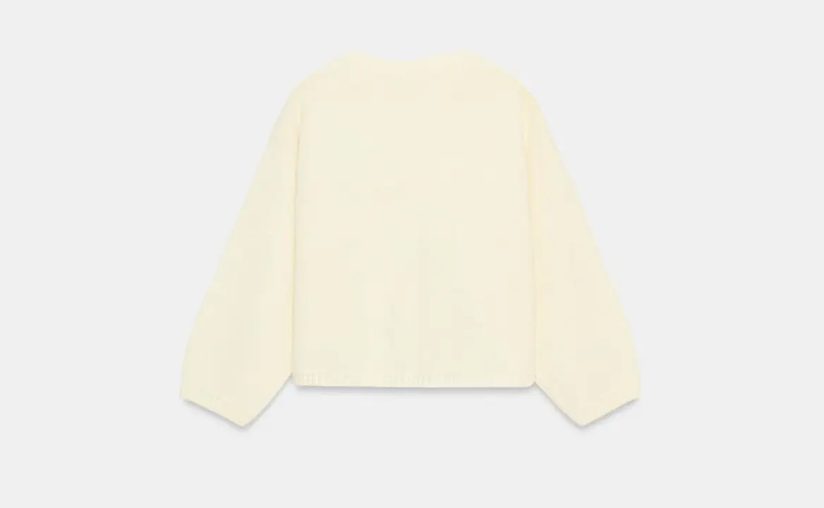 Jersey de punto liso con cuello redondo, Zara.com.