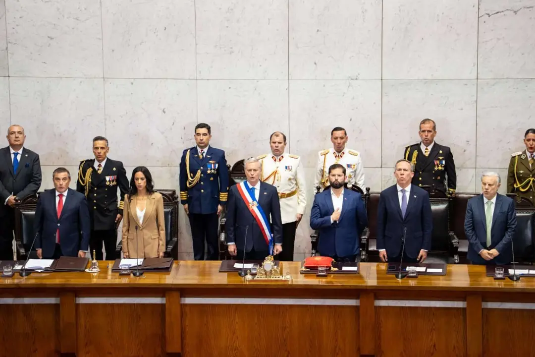 Jos&eacute; Antonio Kast, presidente de Chile y Gabriel Boric, expresidente. / @SantiPenaP