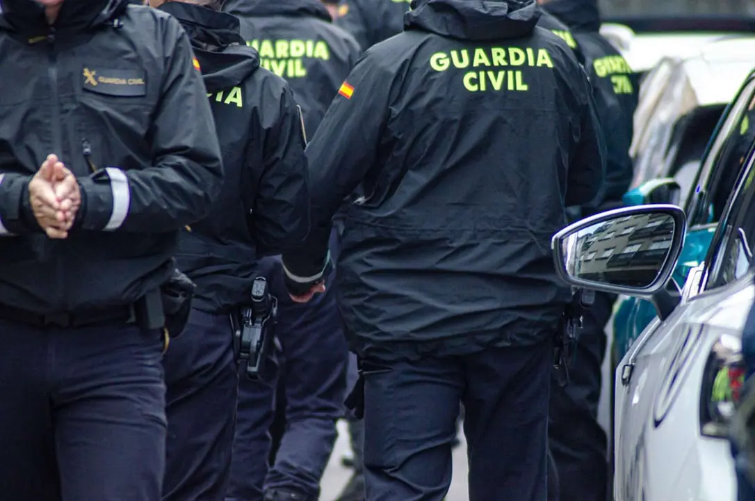 Agentes de la Guardia Civil. / Pixabay.