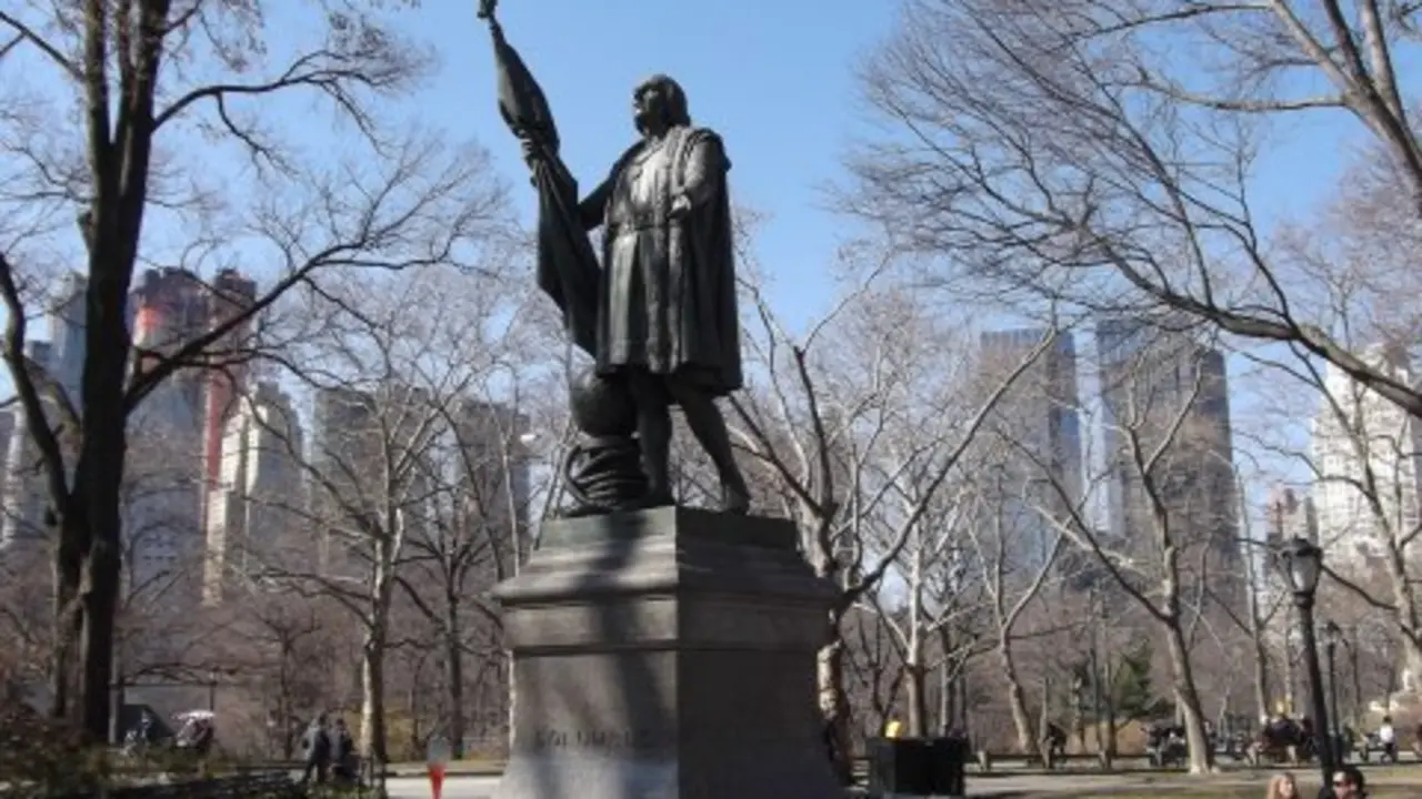 Estatua de Col&oacute;n en Central Park, en Nueva York. / Mundiario