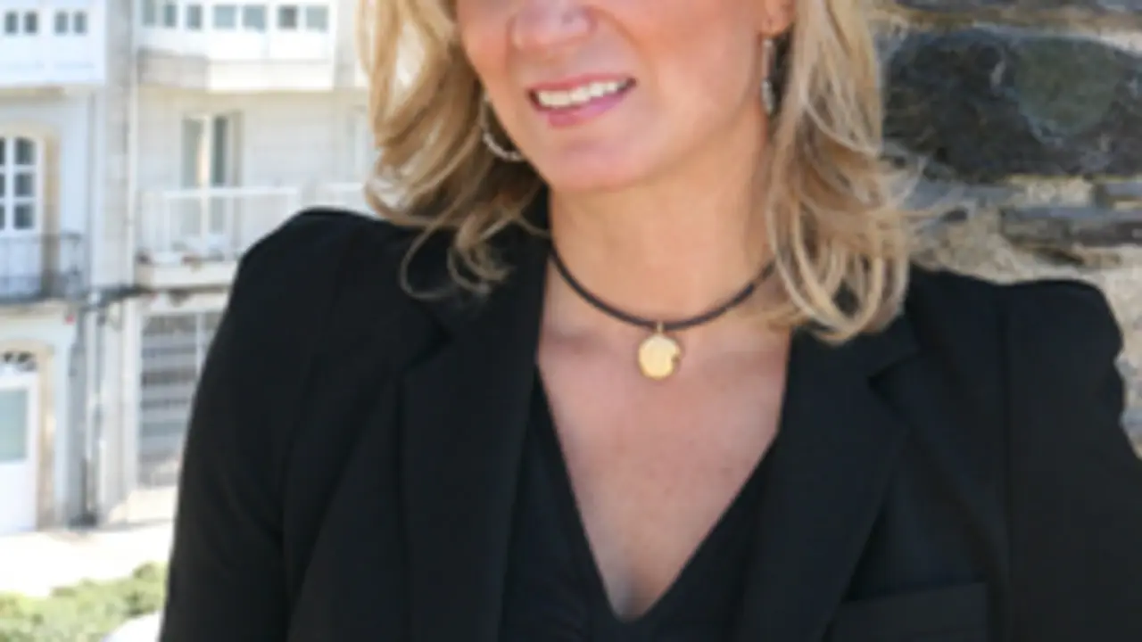 Ana Prieto preside el Colegio de Farmac&eacute;uticos de Lugo y colabora en MUNDIARIO.