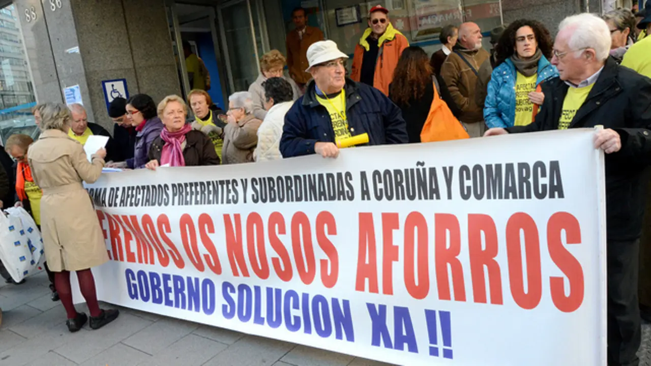 Afectados por las preferentes en A Coru&ntilde;a.