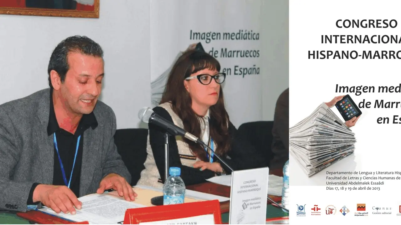 Adel Fartakh, junto a la moderadora, Nisrin Ibn Larbi.