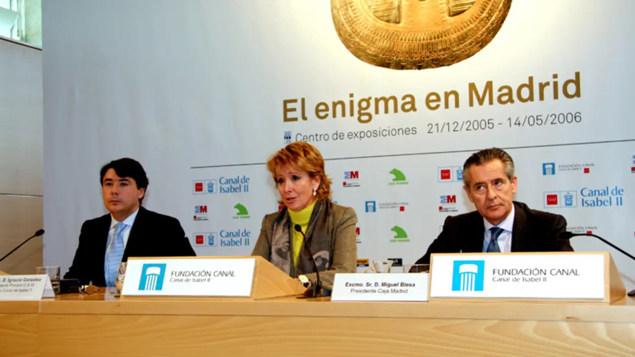 Miguel Blesa (derecha), en su &eacute;poca de presidente de CajaMadrid.