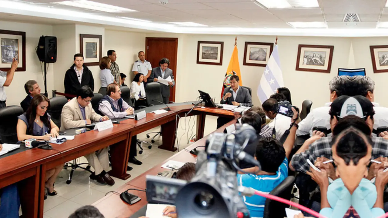 El Presidente de la Rep&uacute;blica, Rafael Correa, durante un conversatorio con varios medios de comunicaci&oacute;n de Guayaquil.