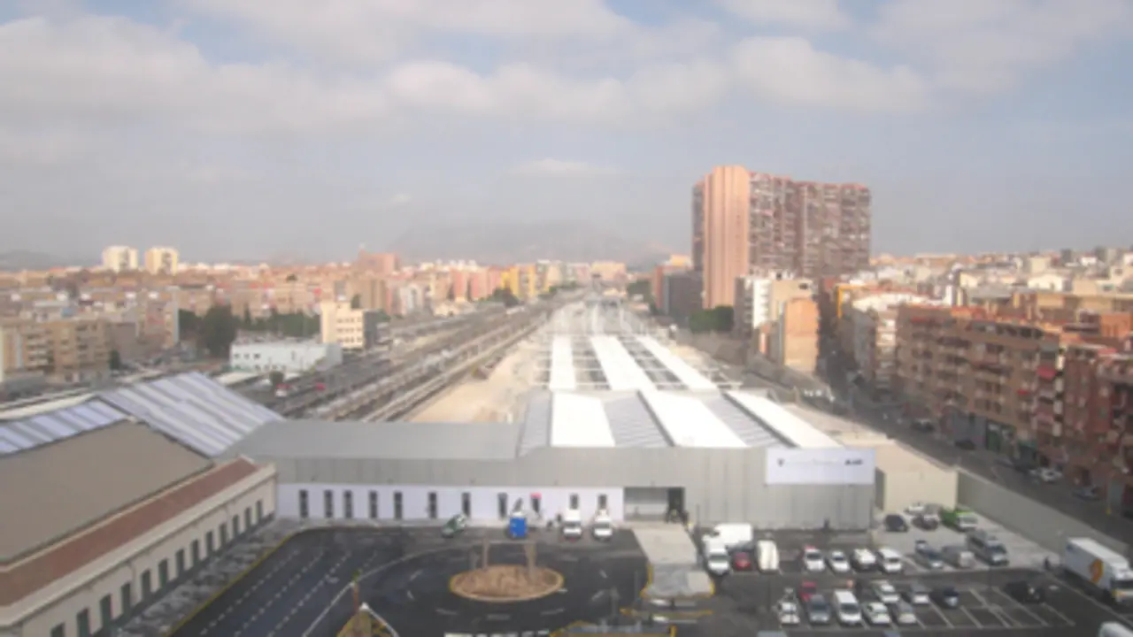 Estaci&oacute;n de Alicante, desde ahora enlazada por AVE.