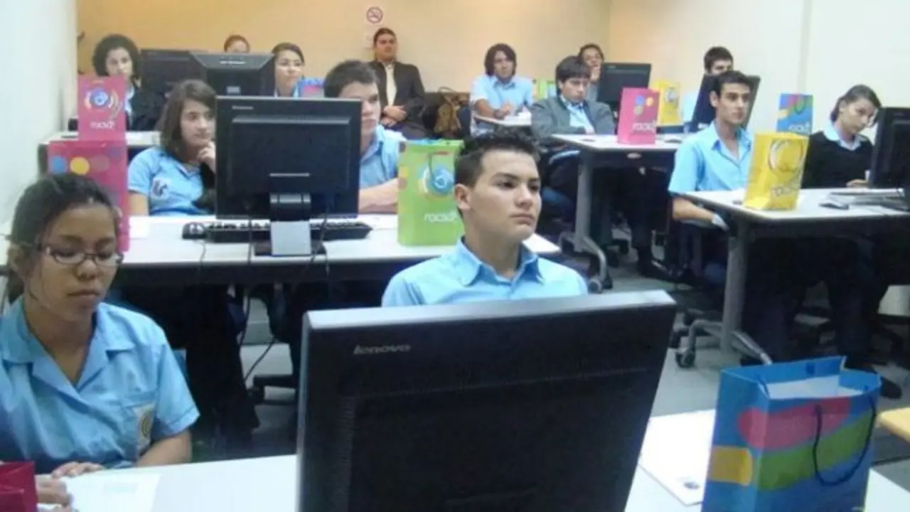 J&oacute;venes de Costa Rica / relpe.org