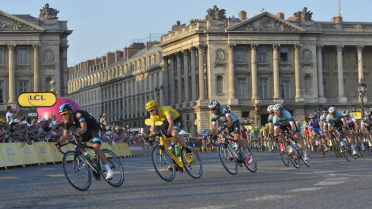 Froome, en Par&iacute;s.