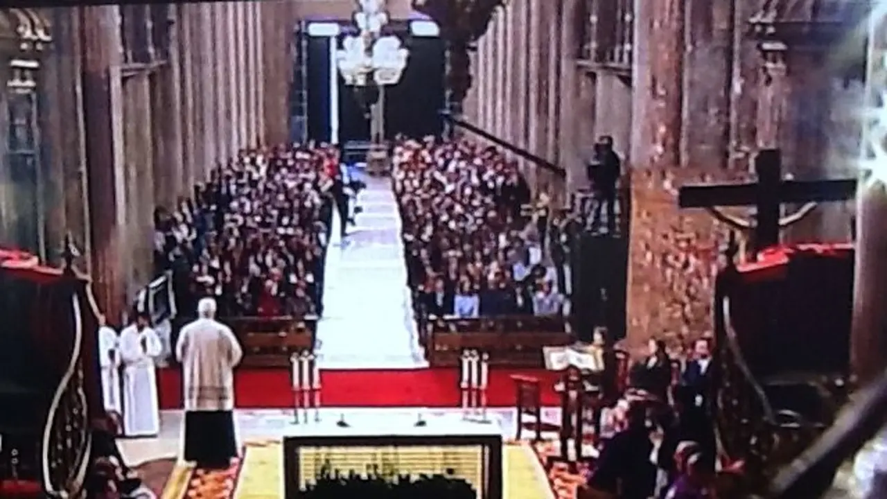 Funeral en la Catedral de Santiago por las v&iacute;ctimas de la tragedia del tren.