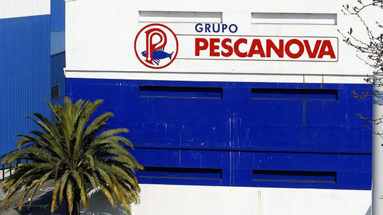 Instalaciones de Pescanova en la r&iacute;a de Vigo / RTVE