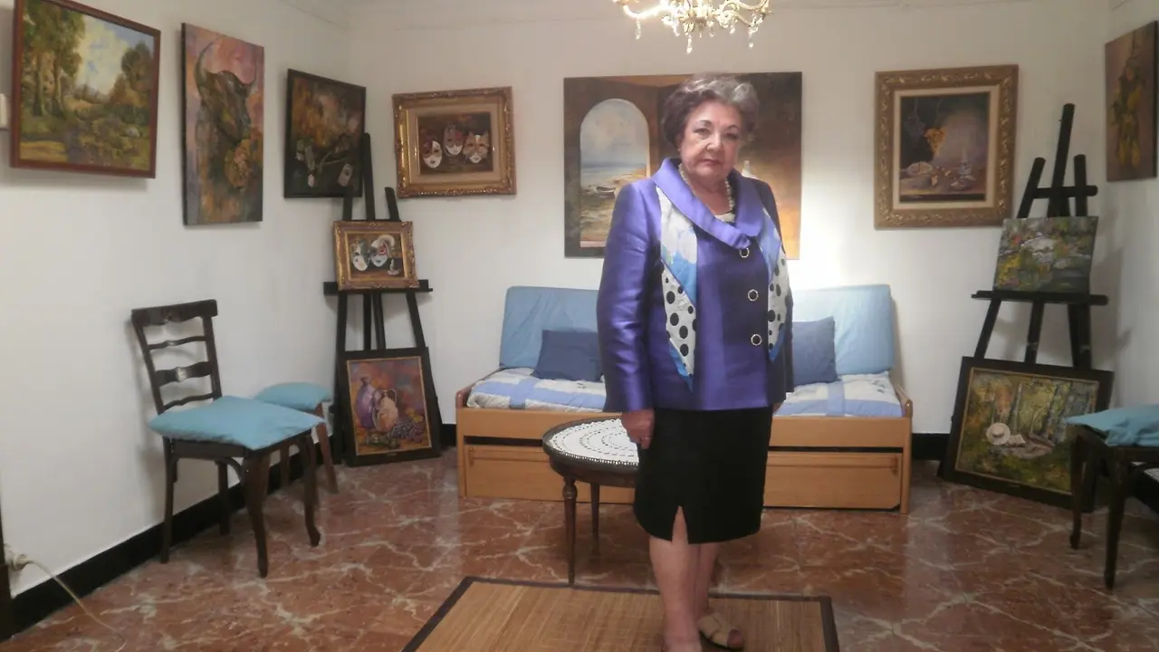 La pintora Mary Carmen Calvi&ntilde;o