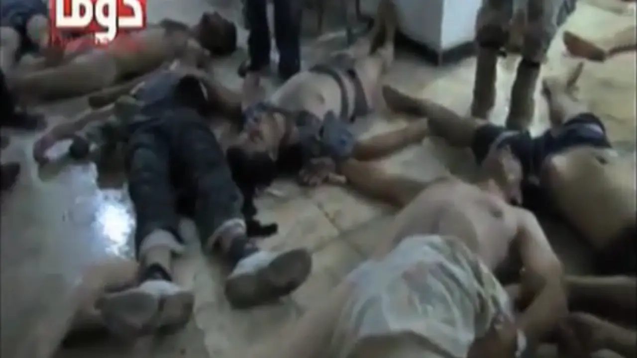 V&iacute;ctimas de la matanza de Siria por gas nervioso en una captura de El Pa&iacute;s TV.