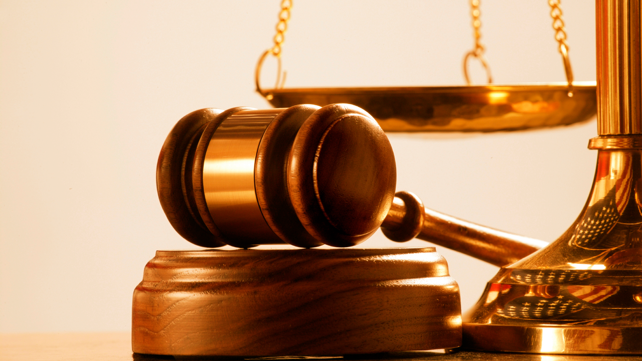 S&iacute;mbolos de la justicia.