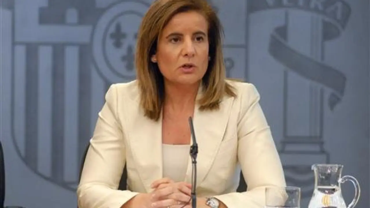 La ministra de Empleo y Seguridad Social
Mar&iacute;a F&aacute;tima B&aacute;&ntilde;ez Garc&iacute;a. / Wikipedia