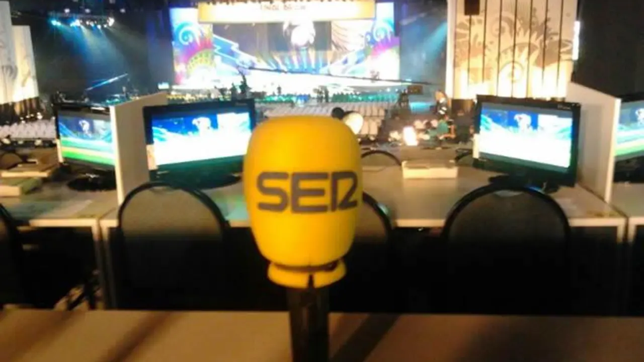 Un micr&oacute;fono de la SER. / Cadena Ser