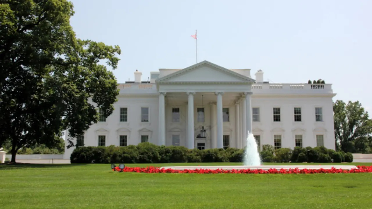 Casa Blanca.